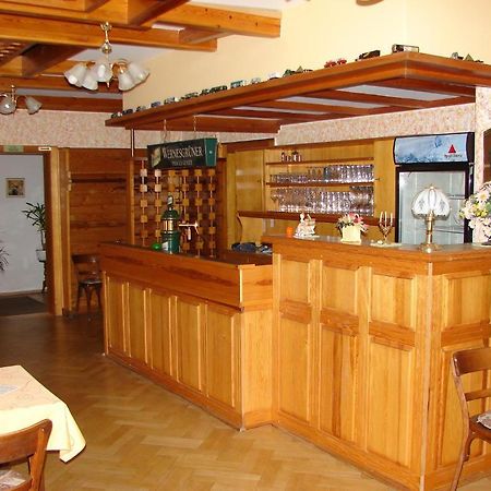 Hotel-Restaurant-Adler Reichenbach im Vogtland Zewnętrze zdjęcie